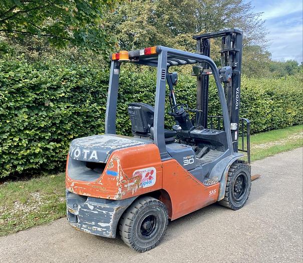 Used 2019 TOYOTA 8FDF30