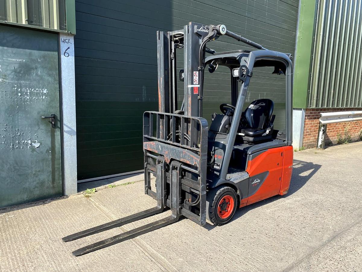 Used 2015 LINDE E16C-02