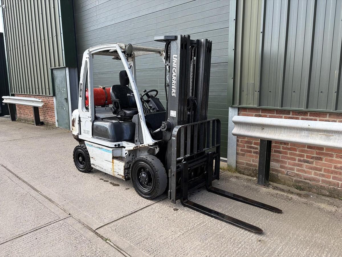 Used 2015 TCM/UNICARRIERS U1D2A25LQ