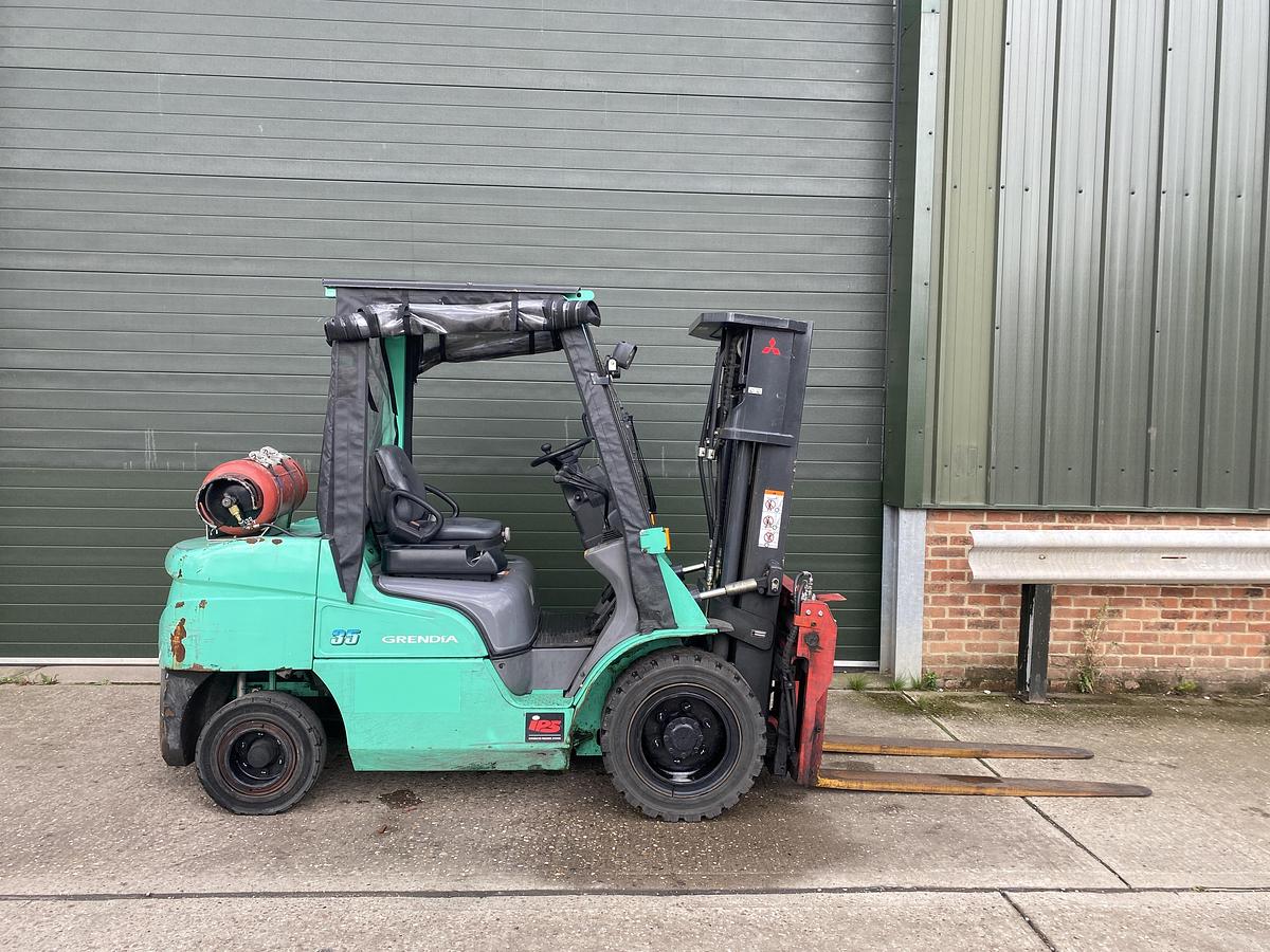 Used 2019 MITSUBISHI FG35NT