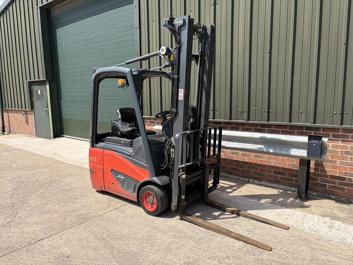 Used 2016  E16C-02