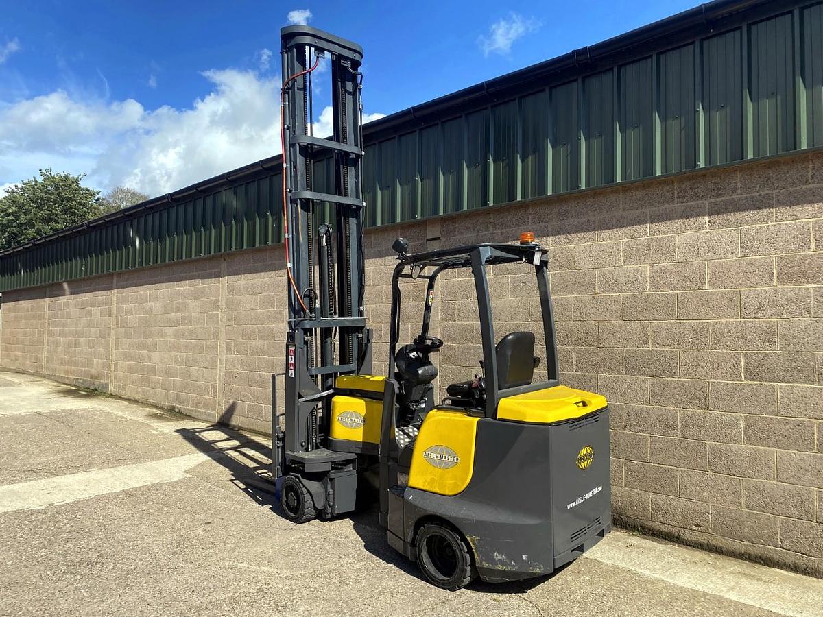 Used 2014 AISLEMASTER 20WHE