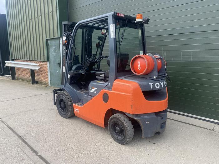 Used 2019 TOYOTA 8FGF25