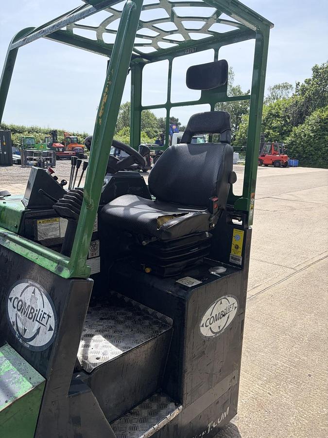 Used 2013 COMBILIFT CB4000