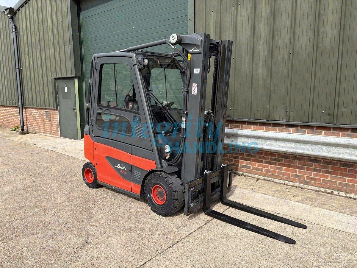 Used 2017 LINDE E25-01