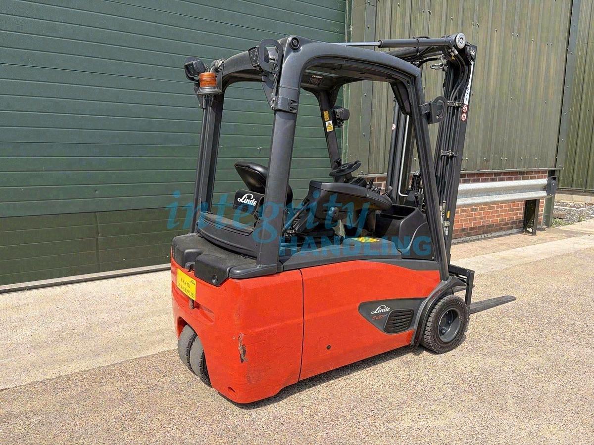 Used 2016 LINDE E20L-02