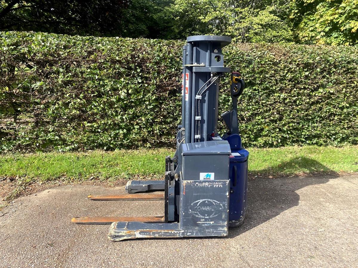 Used 2018 COMBILIFT WR1000
