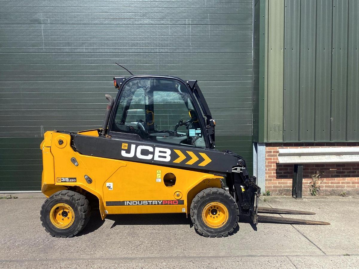 Used 2022 JCB 35-26D-4WD