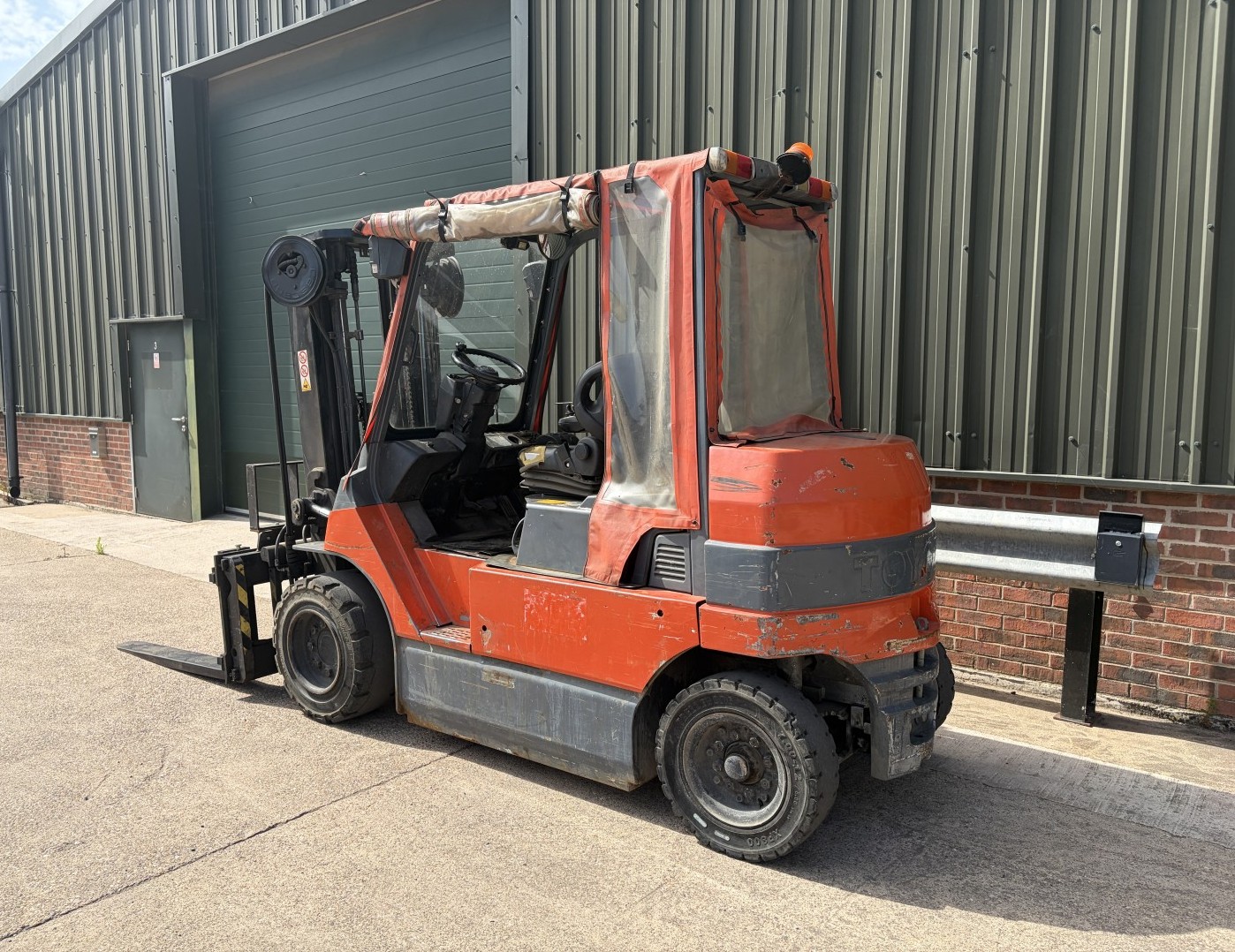 Used 2003 TOYOTA 7FDF45