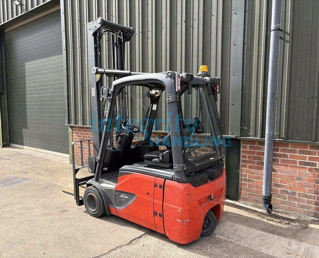 Used 2017 LINDE E18-02