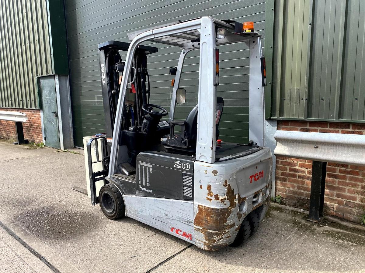 Used 2015 TCM / UNICARRIERS AG1N1L20H