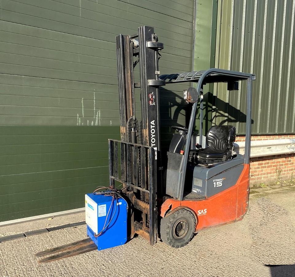 Used 2017 TOYOTA 7FBEST15