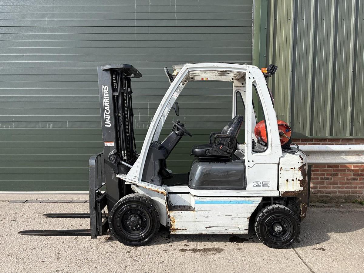 Used 2015 TCM/UNICARRIERS U1D2A25LQ