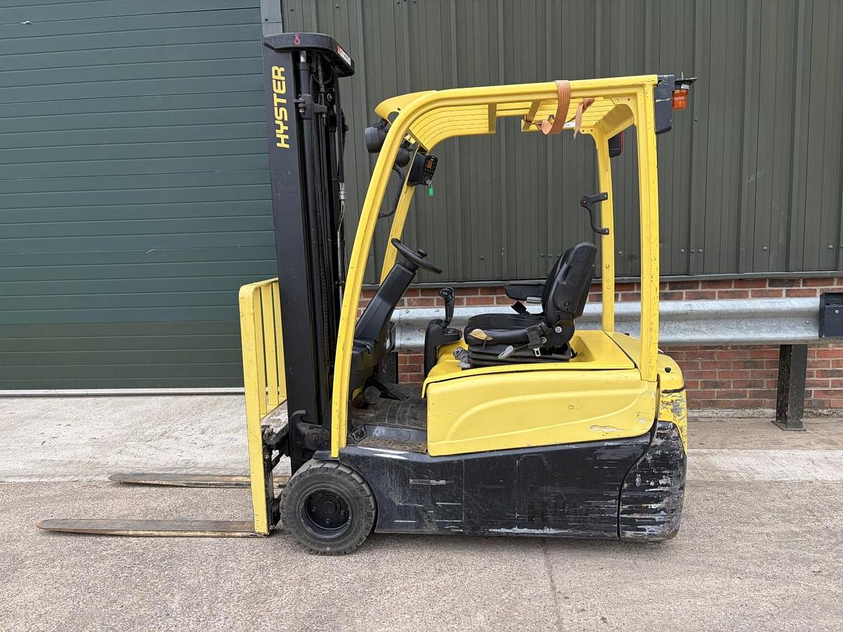 Used 2013 HYSTER J2.0XNT