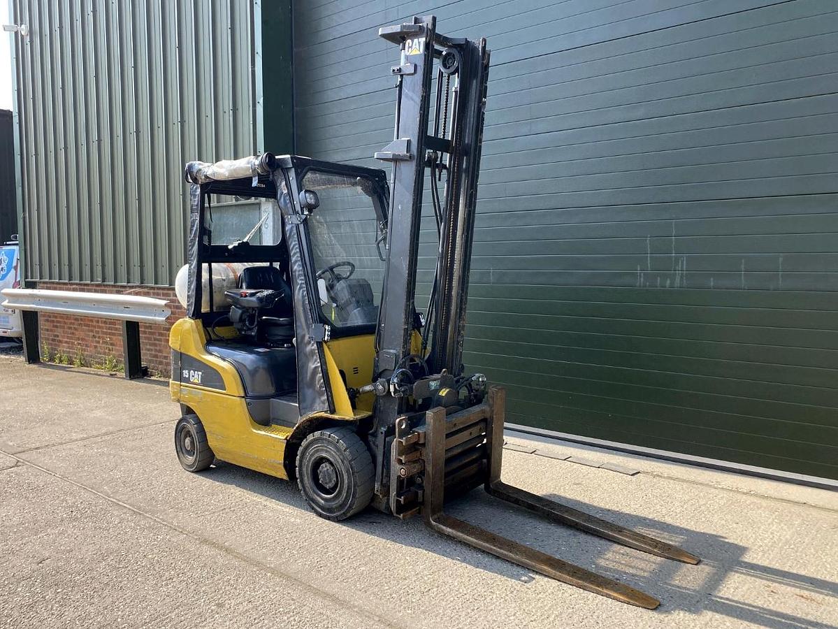 Used 2016 CAT GP15NT