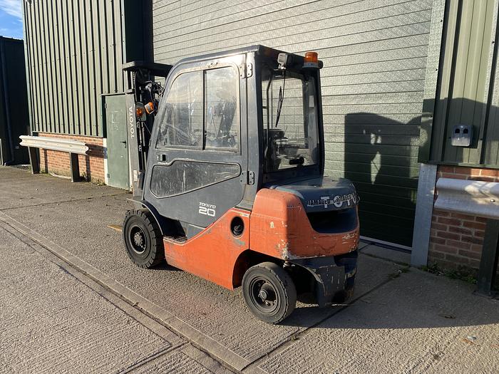 Used 2016 TOYOTA 02-8FDF20