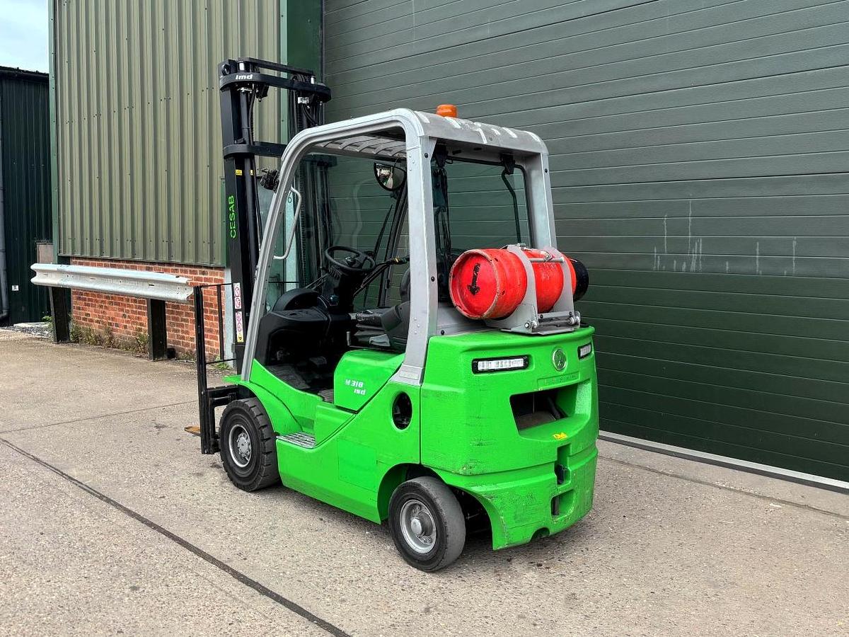 Used 2021 CESAB M318GV