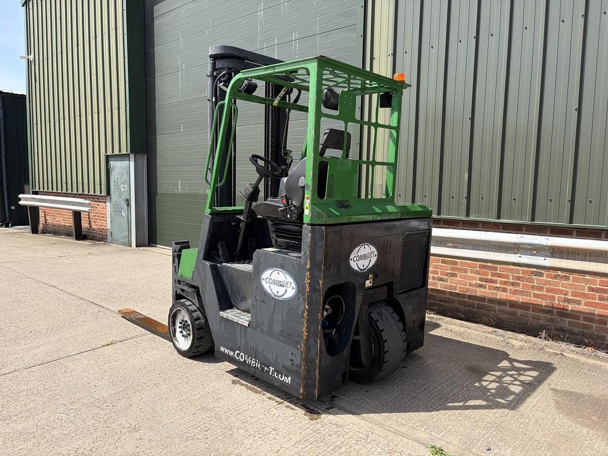 Used 2013 COMBILIFT CB4000