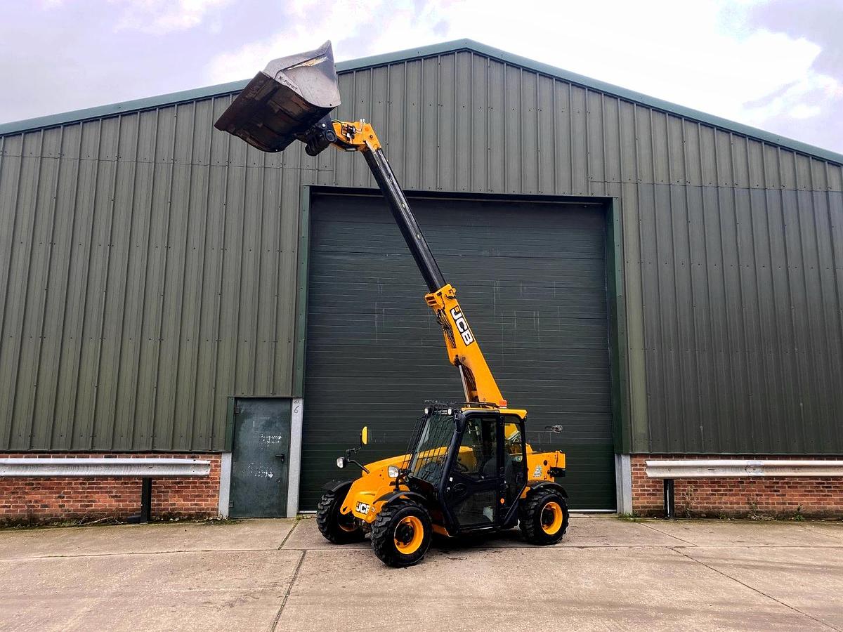 Used 2021 JCB 525-60T5 LOADALL
