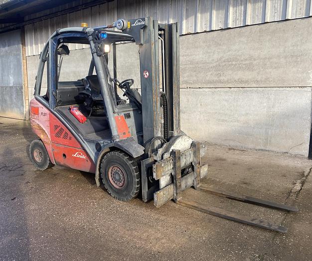 Used 2011 LINDE H30T
