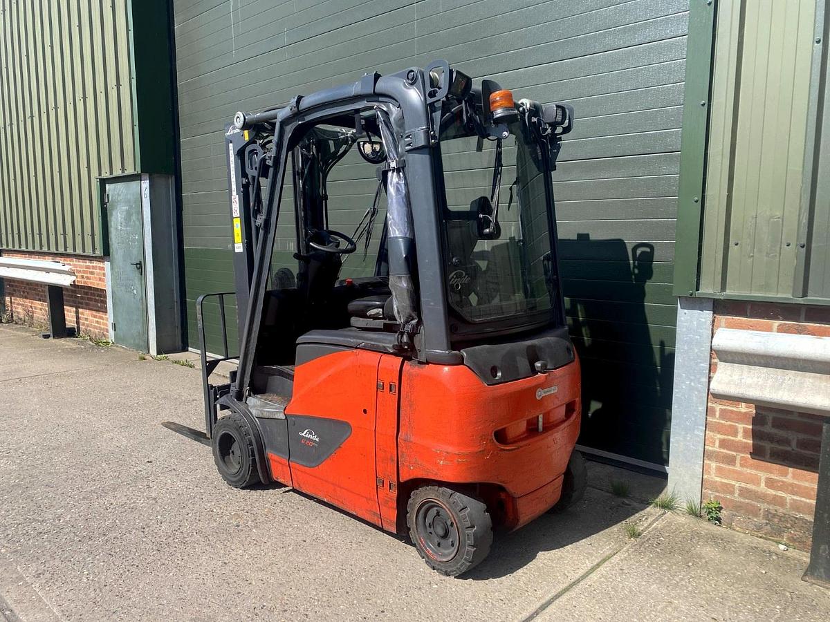 Used 2016 LINDE E20PH-02