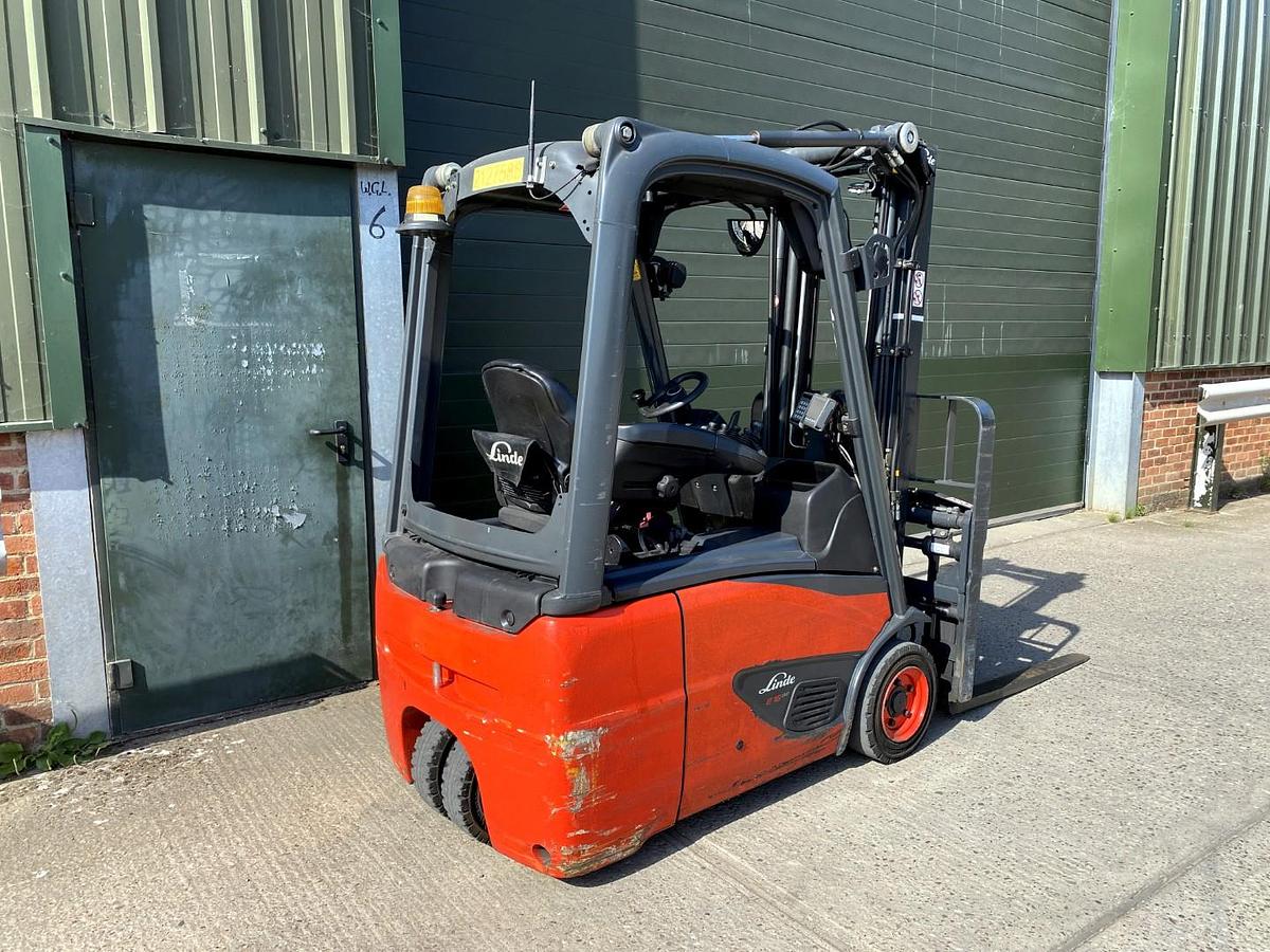 Used 2015 LINDE E16C-02
