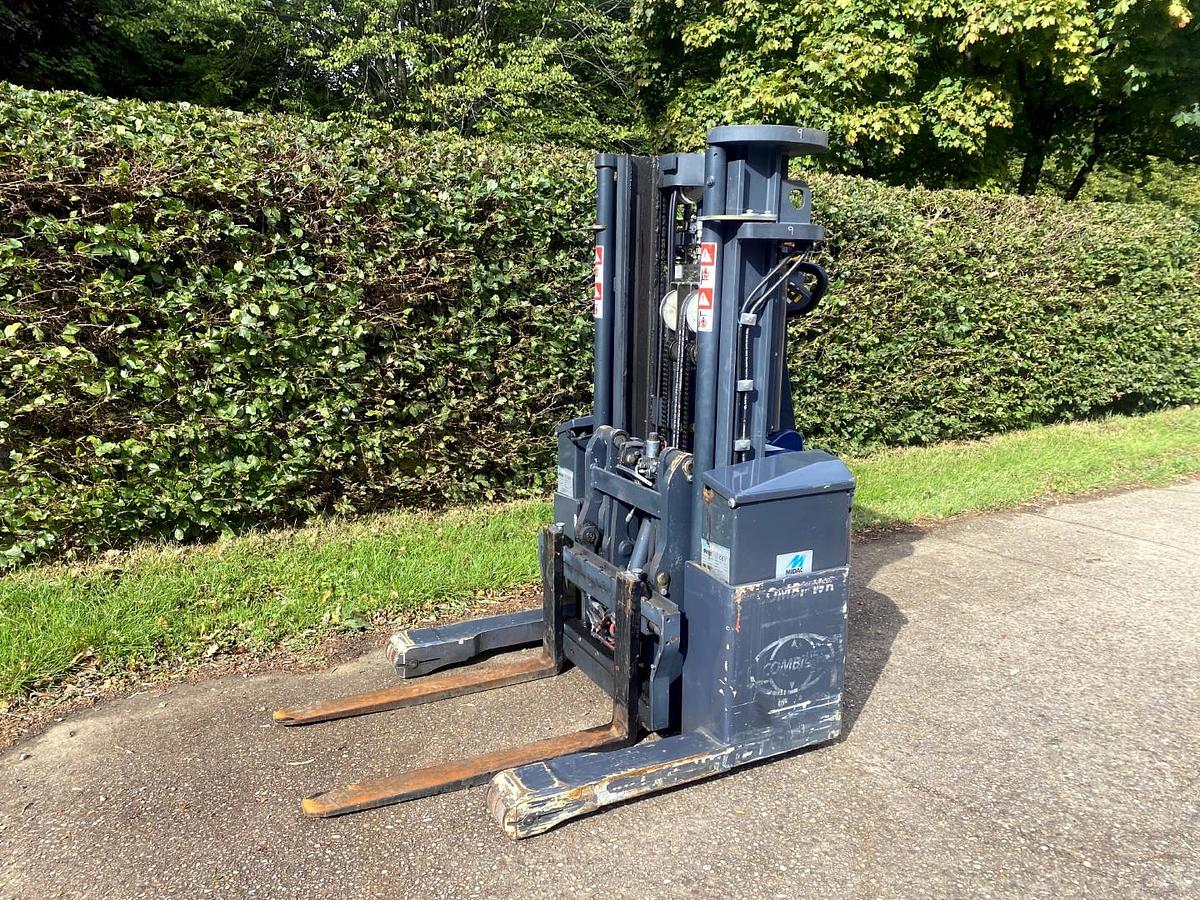 Used 2018 COMBILIFT WR1000