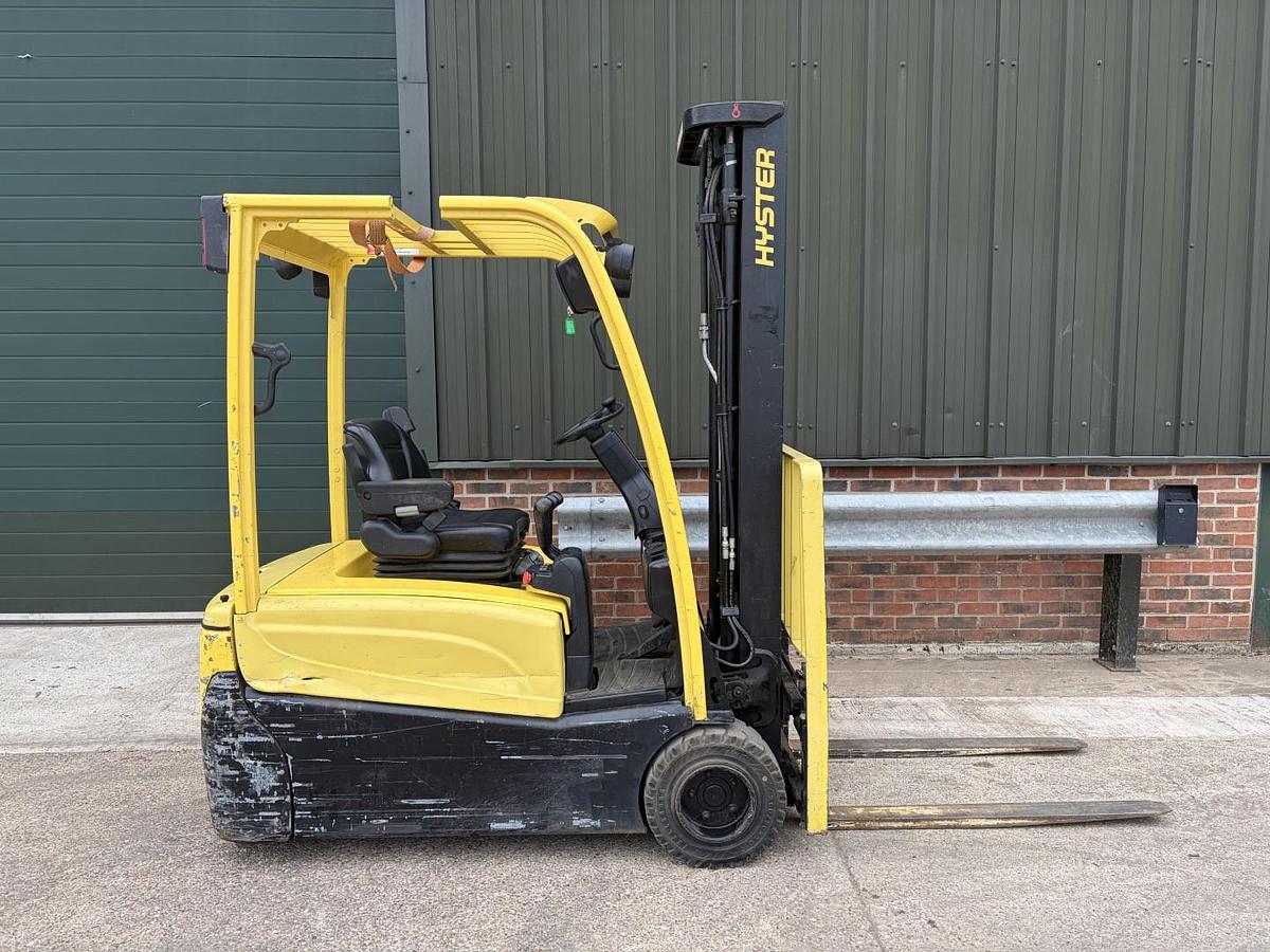 Used 2013 HYSTER J2.0XNT