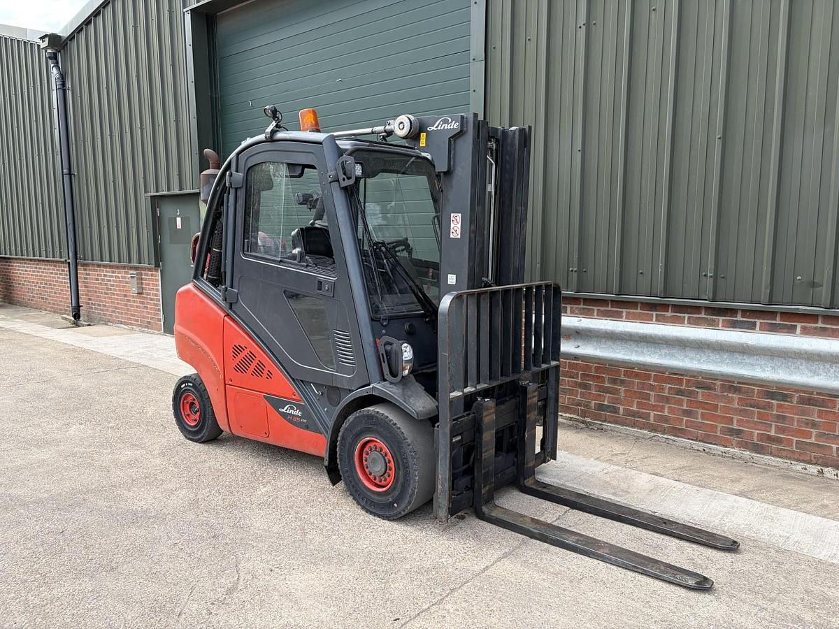 Used 2019 LINDE H35T-02