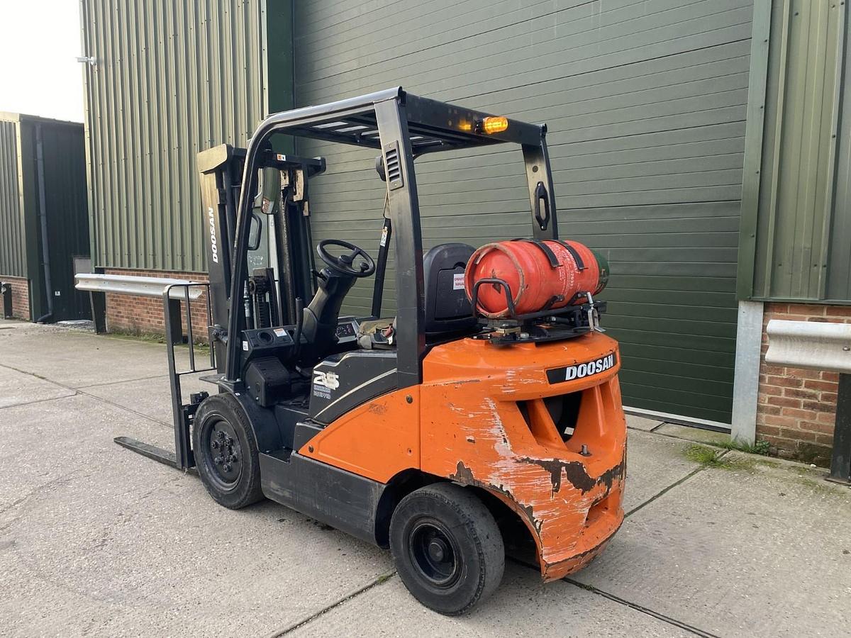 Used 2018 DOOSAN G25P-7