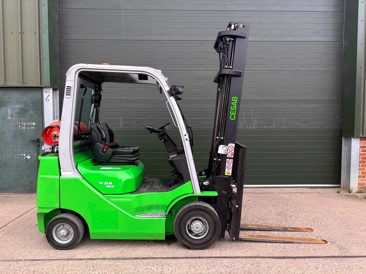 Used 2021 CESAB M318GV