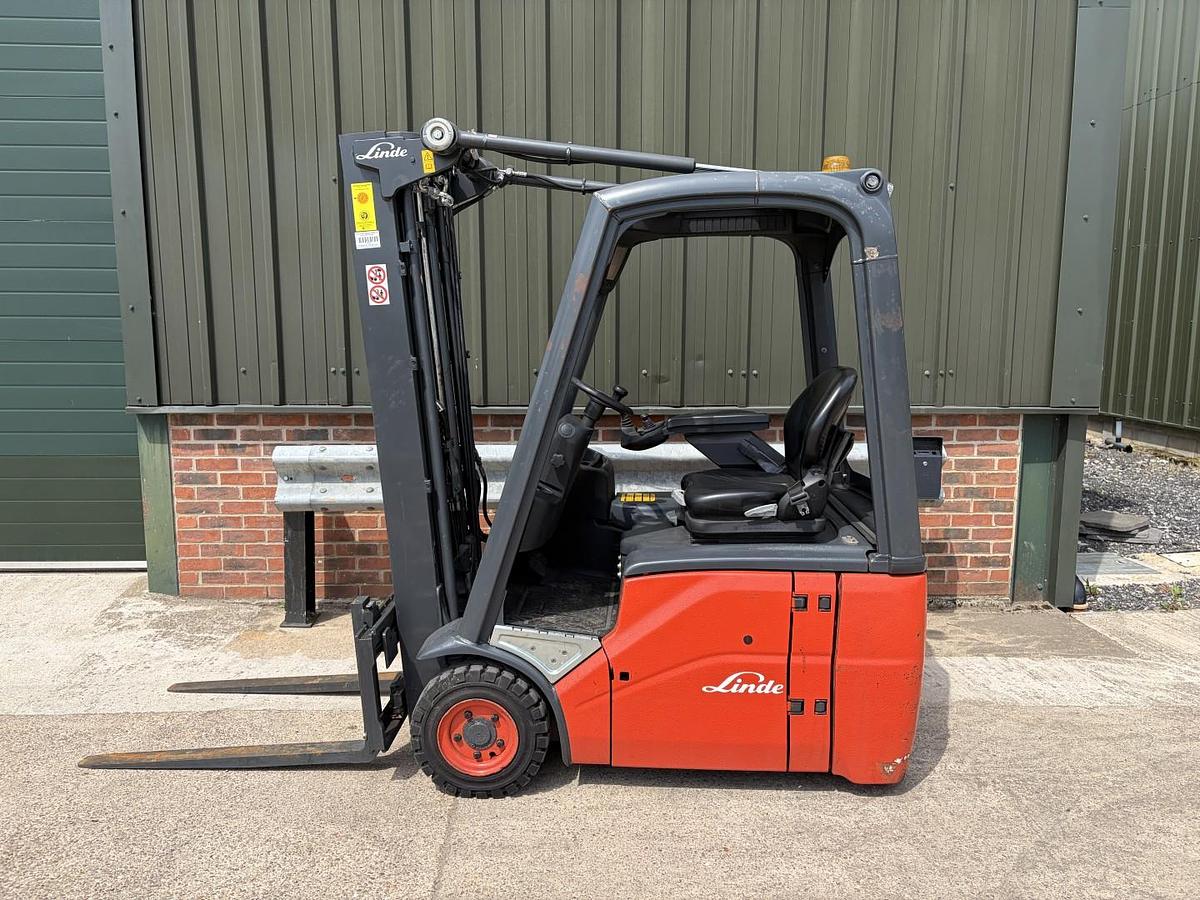 Used 2013 LINDE E14-01