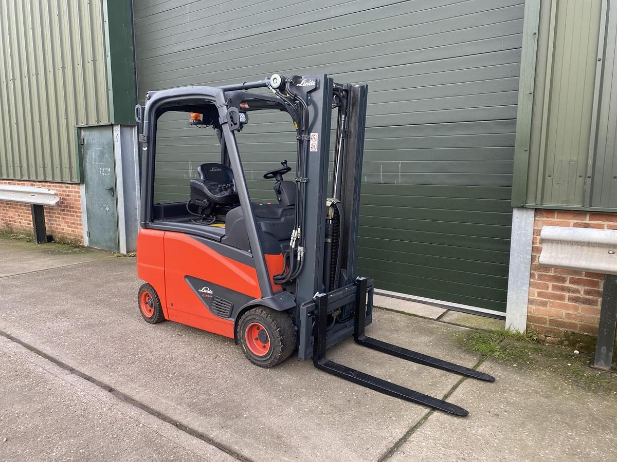 Used 2016 LINDE E20PH-02