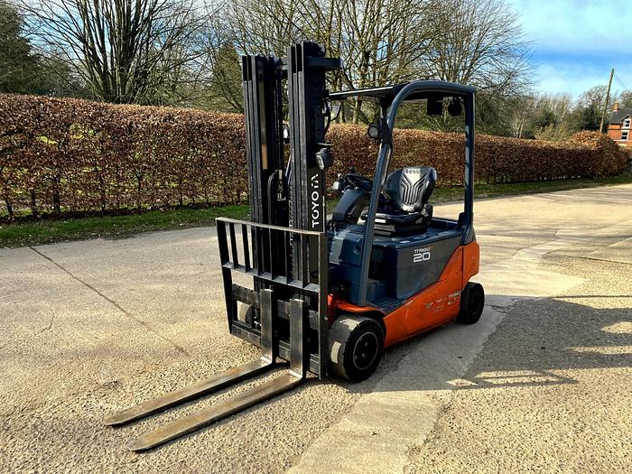 Used 2018 TOYOTA 8FBM20T