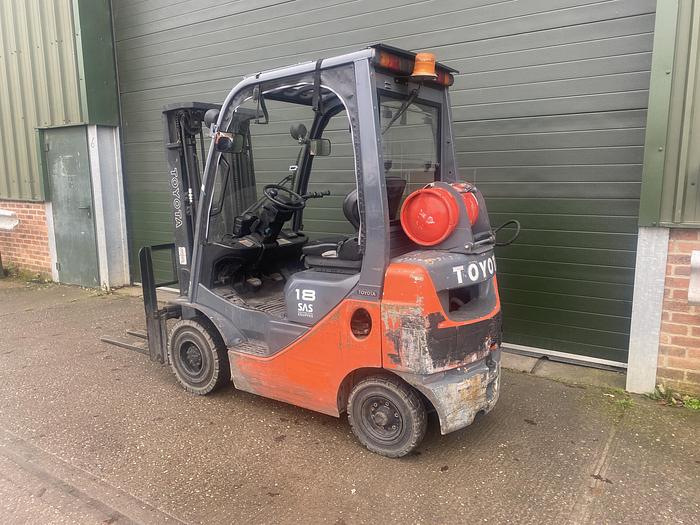 Used 2011 TOYOTA 8FGF18