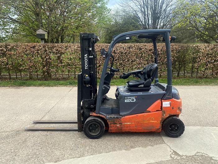 Used 2019 TOYOTA 8FBM20T