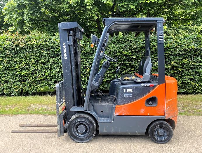 Used 2014 DOOSAN D18S-5