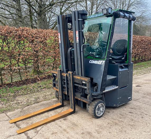 Used 2018 COMBILIFT CB3000