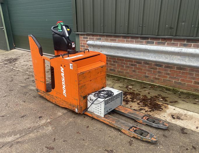 Used 2018 DOOSAN LEDH 20 MP