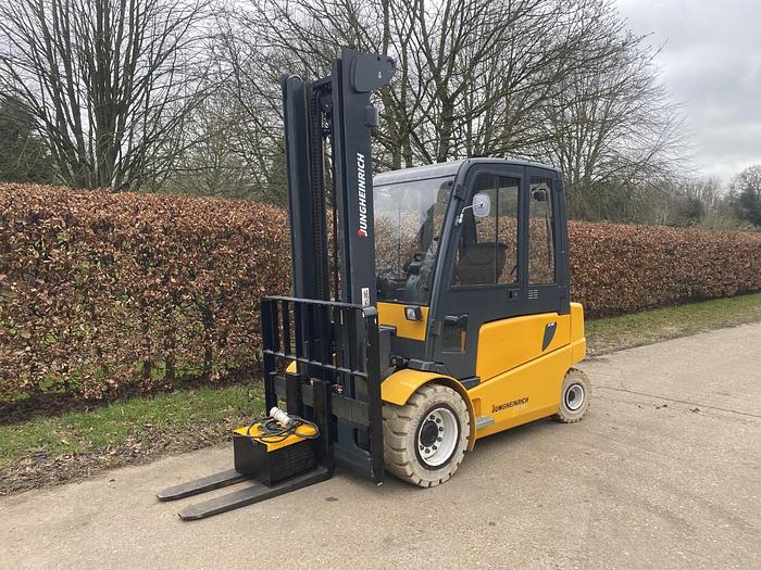 Used 2012 JUNGHEINRICH EFG 550