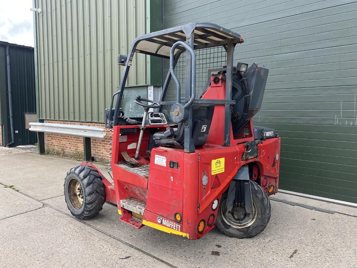 Used 2019 MOFFETT MOUNTY M10. 20.3