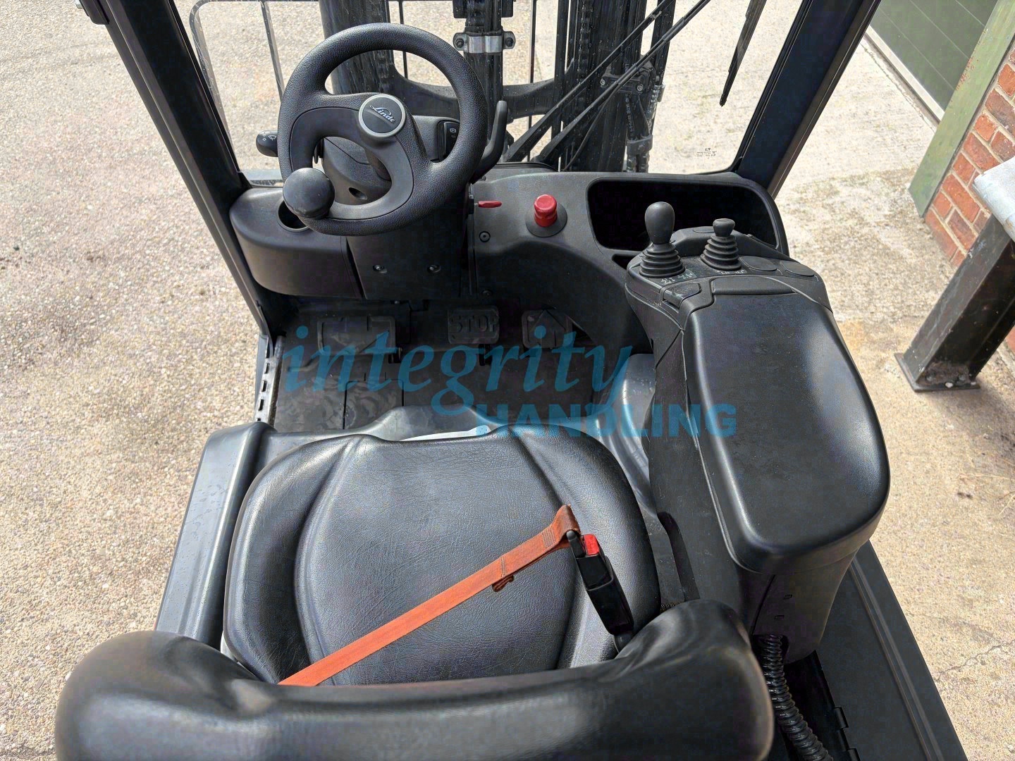 Used 2020 LINDE E14-02