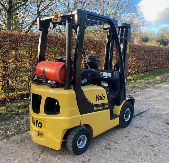 Used 2010 YALE GLP20SVX