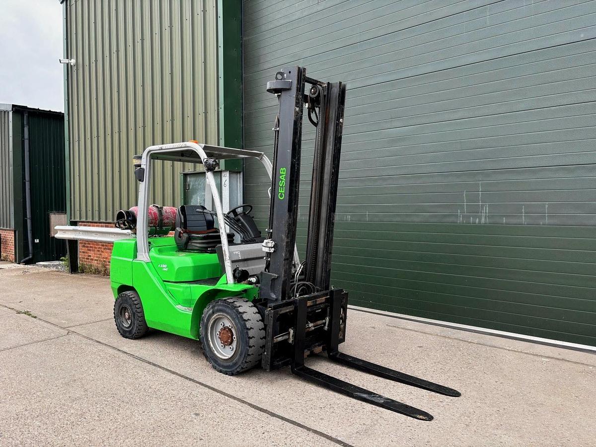 Used 2020 CESAB M330GV