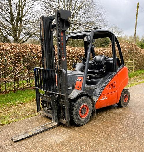 Used 2011 LINDE H30T