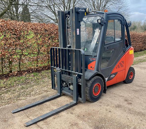 Used 2018 LINDE H30T-02