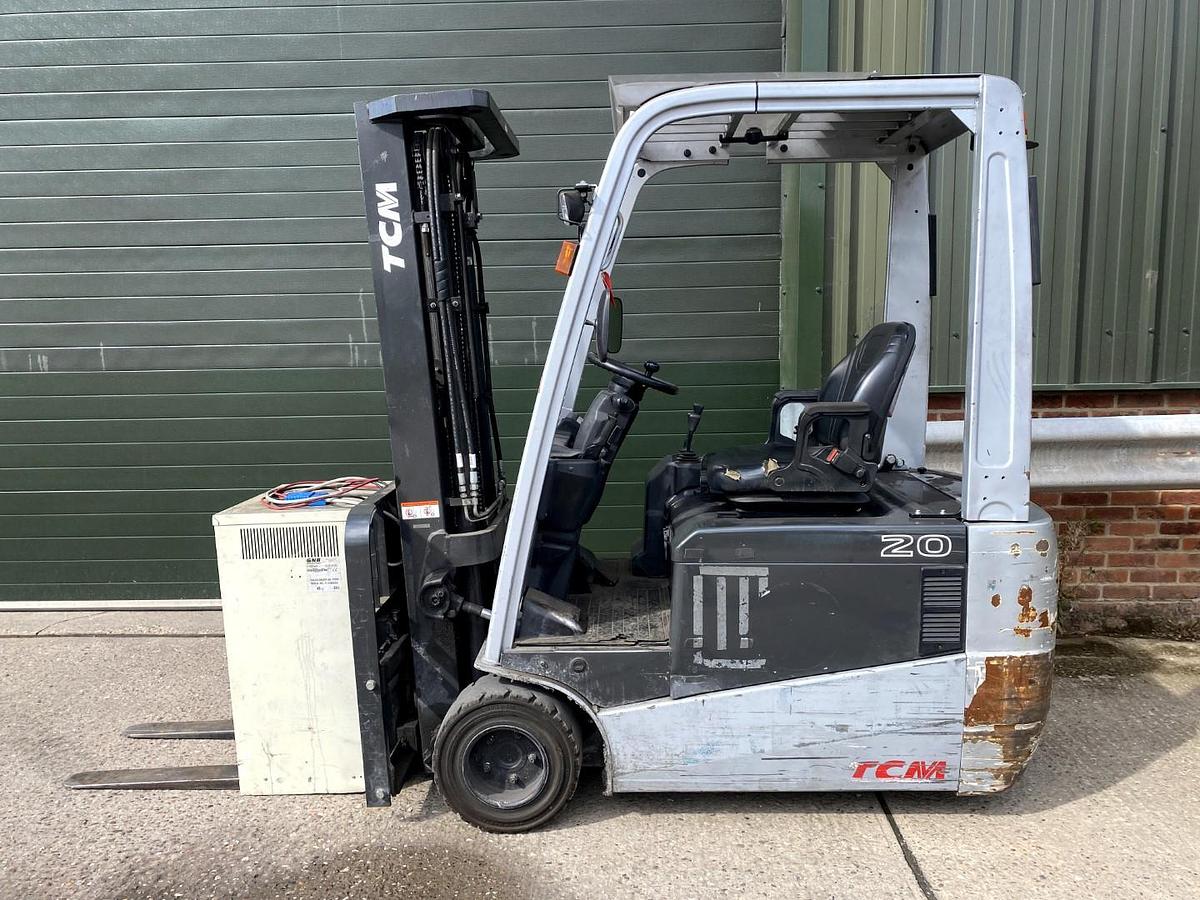 Used 2015 TCM / UNICARRIERS AG1N1L20H