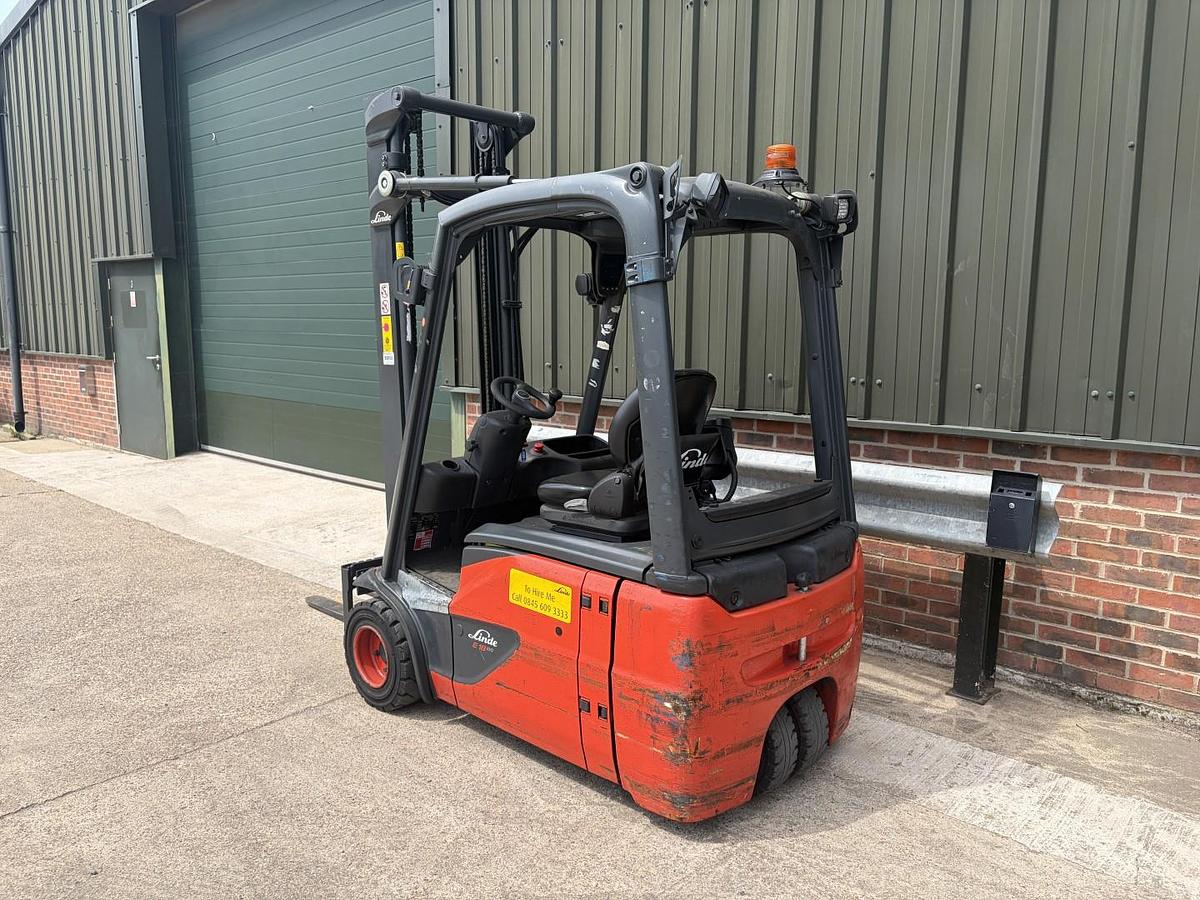Used 2019 LINDE E18-02
