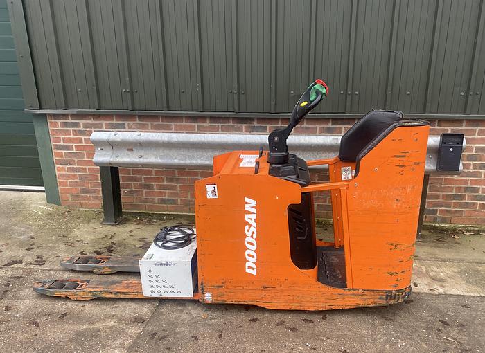 Used 2018 DOOSAN LEDH 20 MP