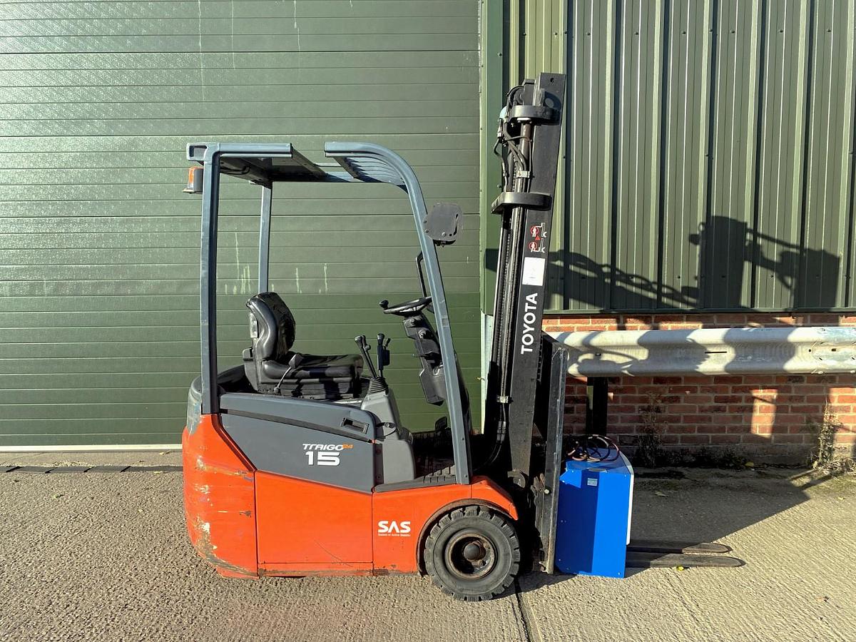 Used 2017 TOYOTA 7FBEST15